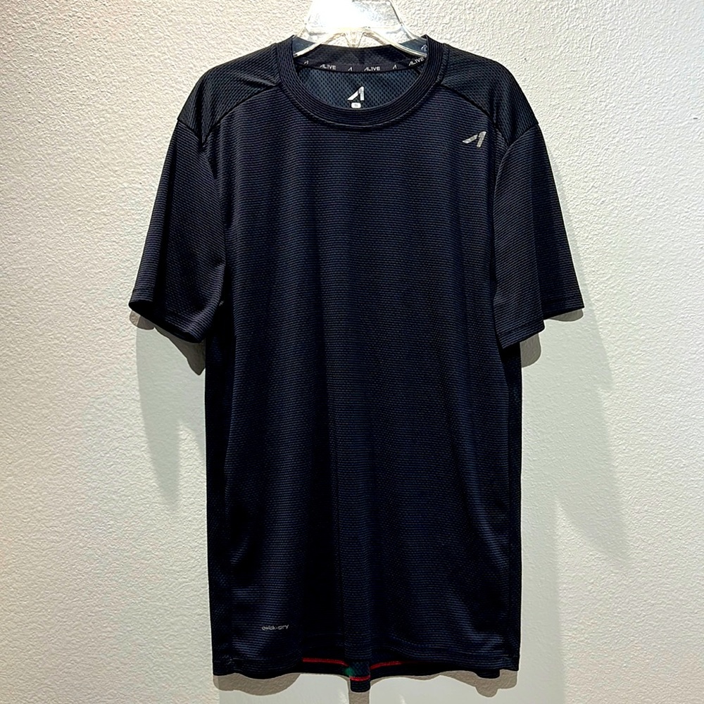 Men’s Small Alive Dri Fit Workout Athletic T Shirt